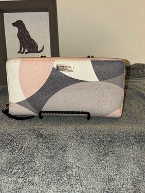 kate spade Pink, Gray and Cream Geometric Zip Wallet